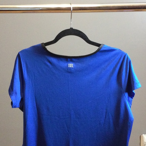 L Tail royal blue ruched workout top - Picture 6 of 15